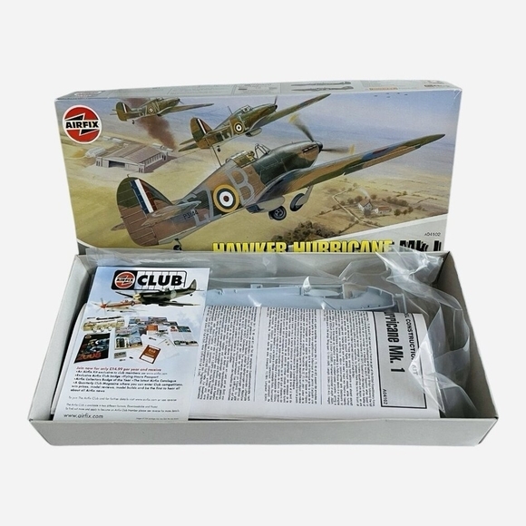 Airfix Hawker Hurricane Mk.I 1/48 Scale Model Kit A04102 NIB - Picture 2 of 2
